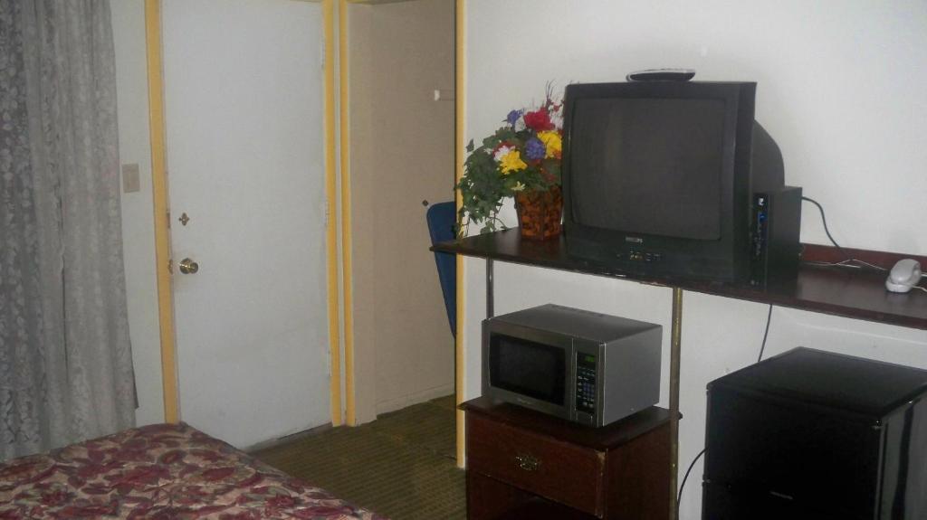 Catalina Airport Motel Avon Zimmer foto